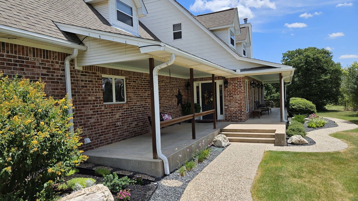 Country Properties Apartment | Country Getaway Close To Campus-Garage Apartment Kyle Gameday Rental