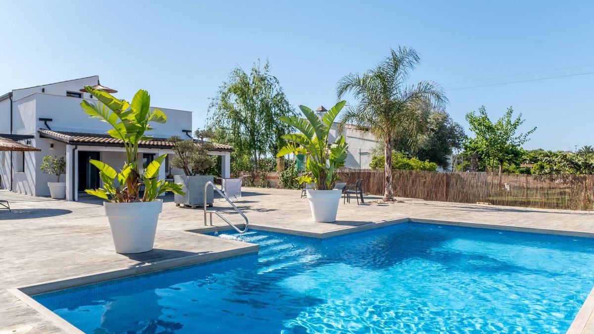 Formentera de Segura Villa | Country House 'Casa La Vuelta' with Mountain View, Wi-Fi and Air Conditioning