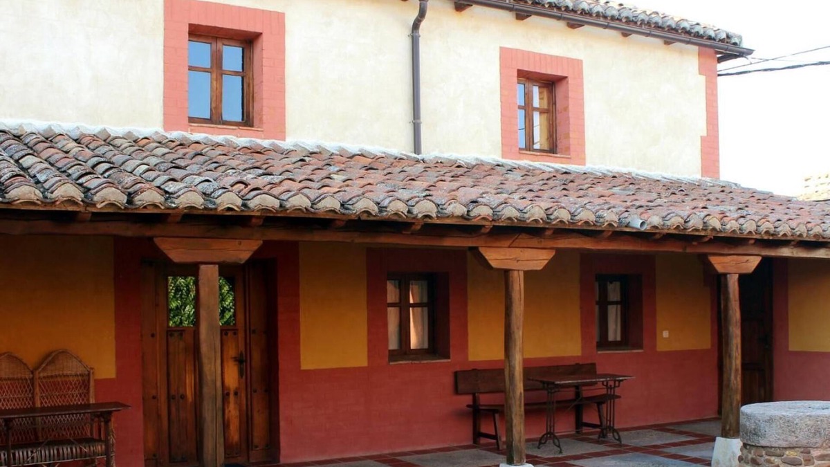 Quintanilla de Onsona House | Country House 'Del Recaudador' with Private Terrace and Private Garden