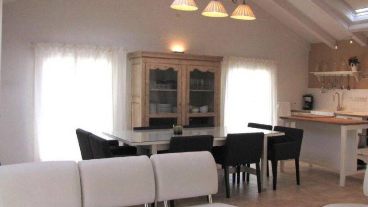 Amescoa Baja House | Country House 'Gailupa' with Mountain View, Private Garden and Wi-Fi