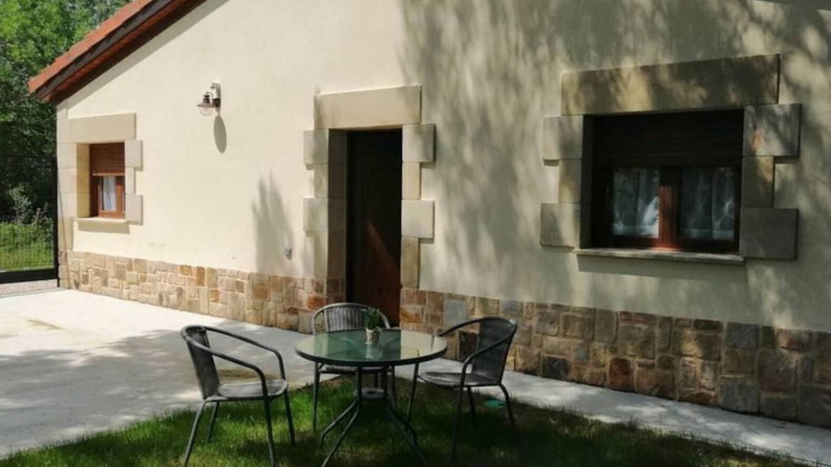 Sotillo del Rincon House | Country House 'El Aterpe 2' with Mountain View, Private Garden and Wi-Fi