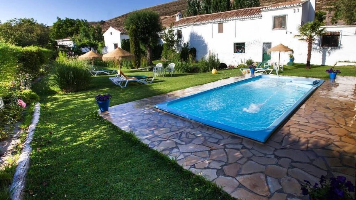 Padul Cottage | country holiday home - 9 rooms - 12 persons