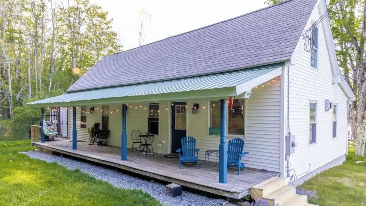 Wilmington House | Country Home in Heart of Village Close to Mt.Snow!