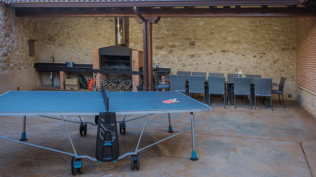 Campillo de Aranda House | Country House 'La Olma' with Private Terrace, Balcony and Wi-Fi