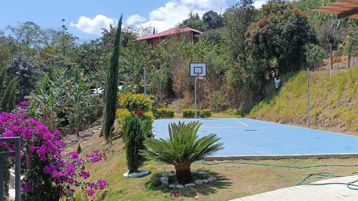 Loja House | Country house, 10 minutes from Vilcabamba! (The Valley of Longevity)