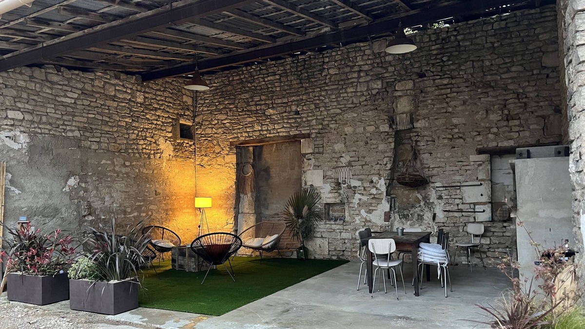 Chitry House | COUNTRY HOUSE 10 mins from Chablis and Auxerre