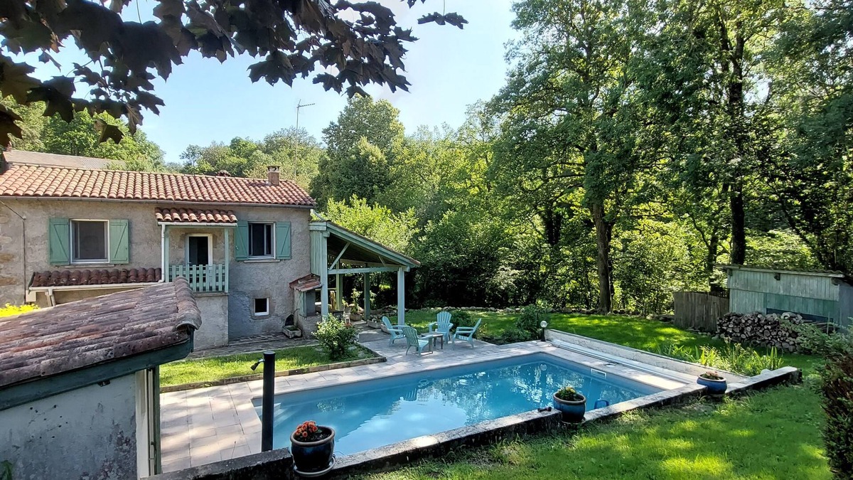 Lasfaillades House | Country house, authentic, with swimming pool.