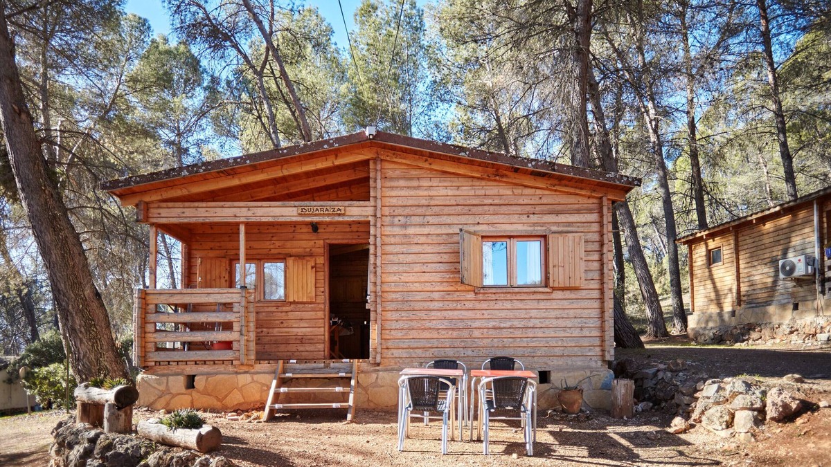 Hornos House | Country House 'Cabaña 1' with Mountain View, Shared Pool and Air Conditioning
