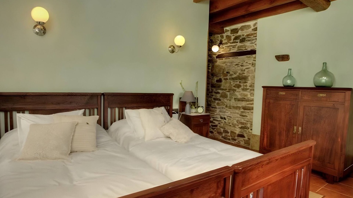 Mondonedo House | Country House 'Casa Da Penela - A Figueira' with Mountain View, Shared Terrace and Wi-Fi
