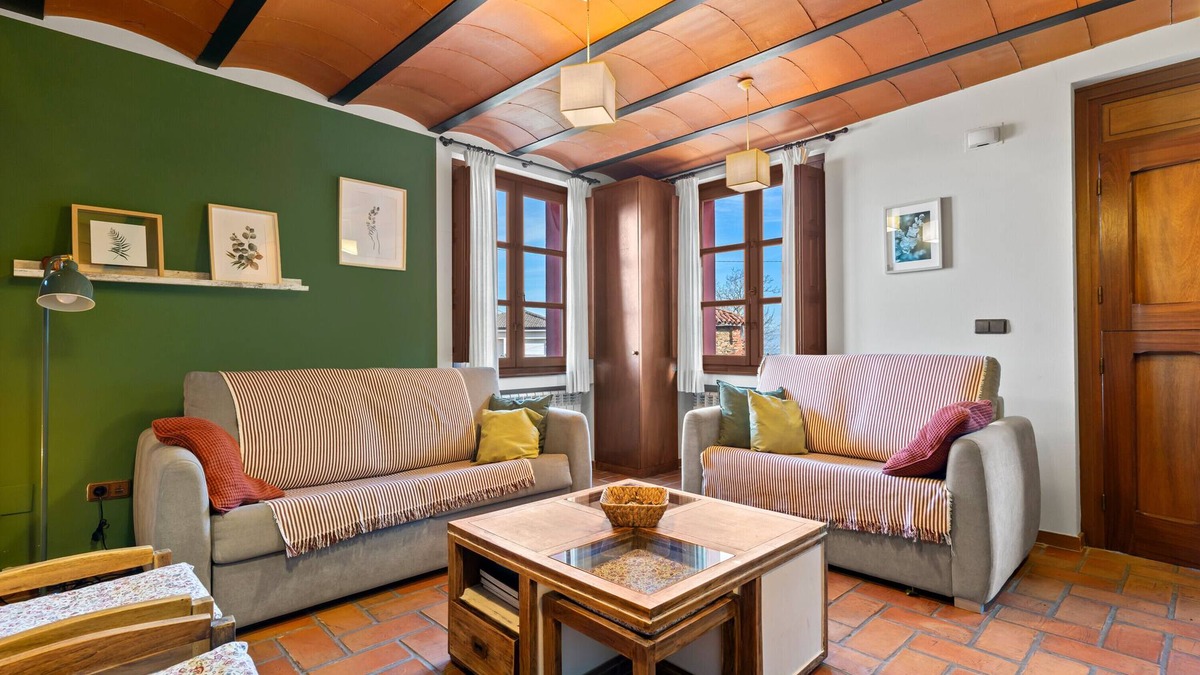 Aronces House | Country House 'Casa De Arriba' with Mountain View, Private Garden and Wi-Fi