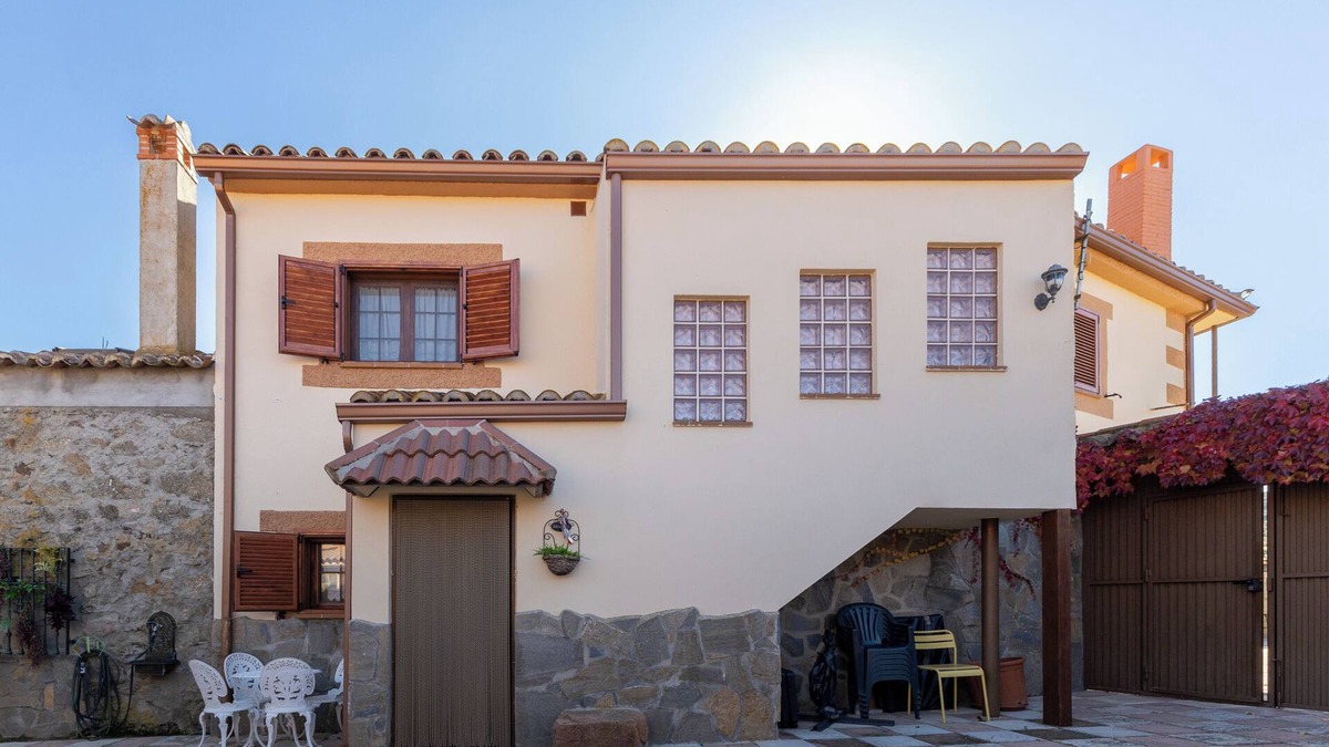 Manjabalago House | Country House 'Casa Siesta Y Brisca' with Mountain View, Private Terrace and Balcony