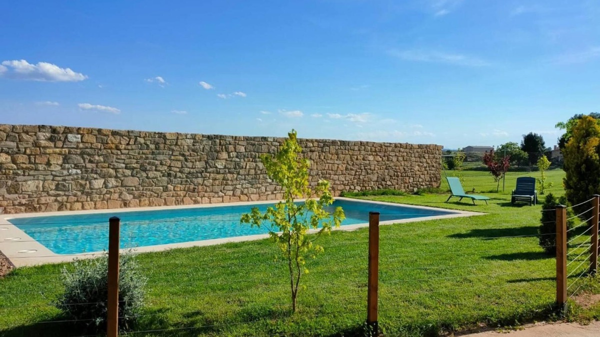 Alcaniz House | Country House 'Casa Rural Torre Gil' with Private Pool, Wi-Fi and Air Conditioning