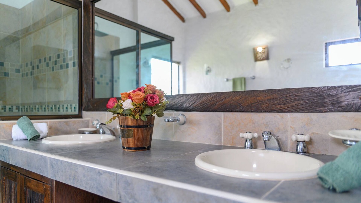 El Caimo Ski Chalet | Country house-Chalet in El Caimo, Armenia with private pool and BBQ