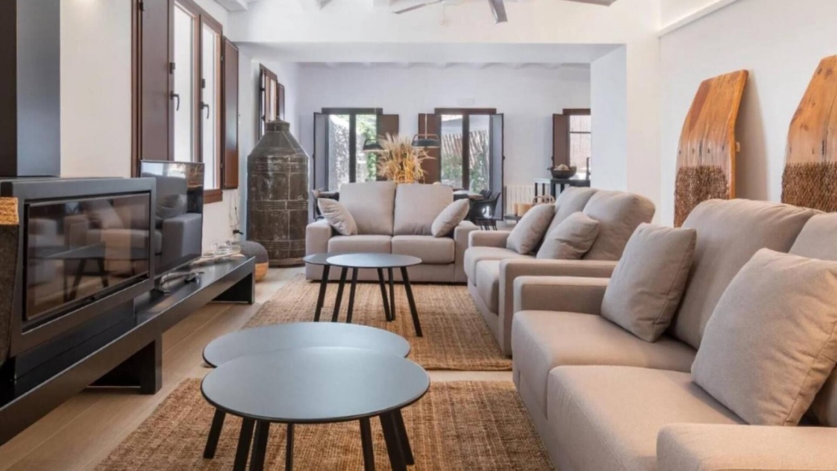Albentosa House | Country House 'El Americano' with Mountain View, Private Pool and Wi-Fi