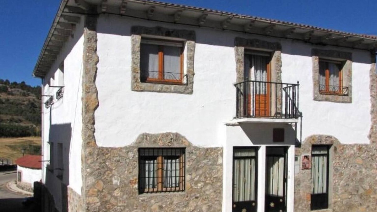 Vadillo House | Country House 'El Fronton' with Mountain View
