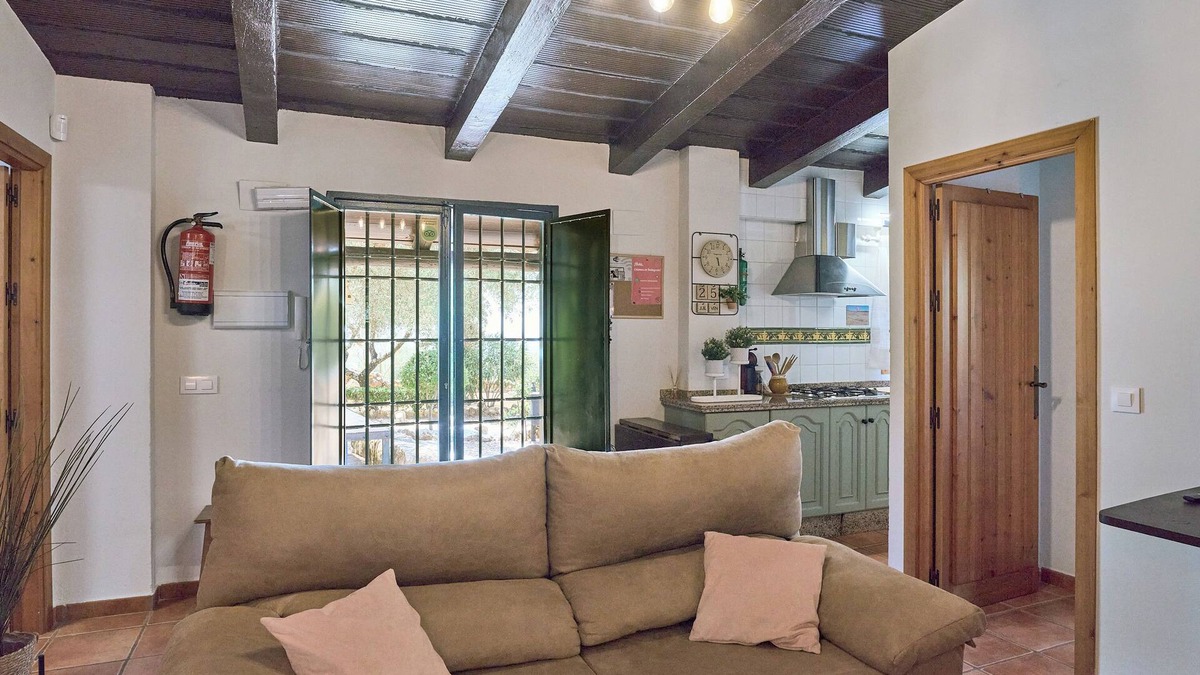 Hornachuelos House | Country House 'El Refugio' with Mountain View, Wi-Fi and Air Conditioning