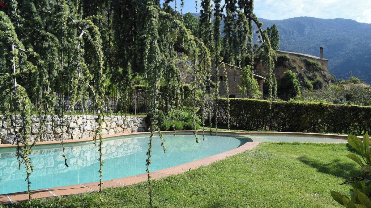 Oden House | Country House 'El Racó D'Espunyes' with Mountain View, Private Pool and Wi-Fi