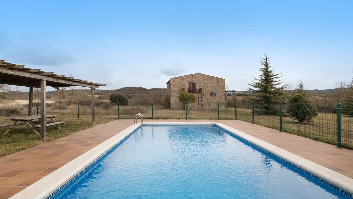 Santa Maria de Merles House | Country House 'El Sagnari' with Mountain View, Wi-Fi and Air Conditioning