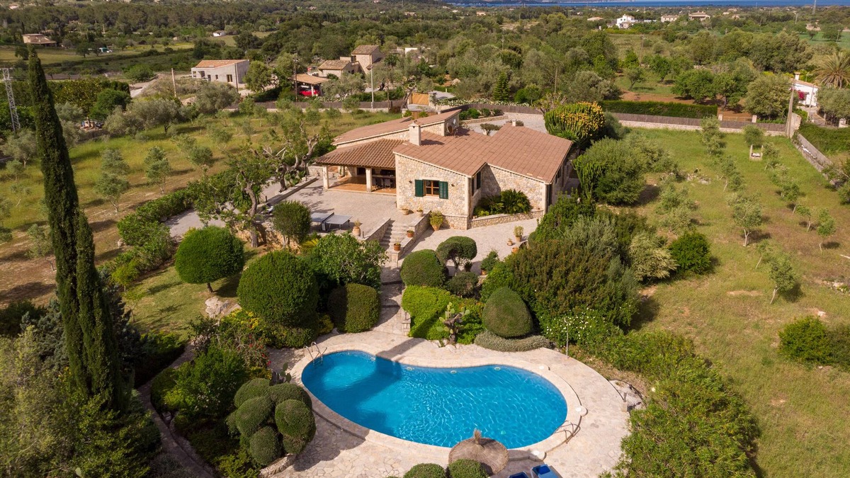 Pollensa Villa | Country house w/pool, 2 - 6 persons, near beach, near Pollensa, quiet location