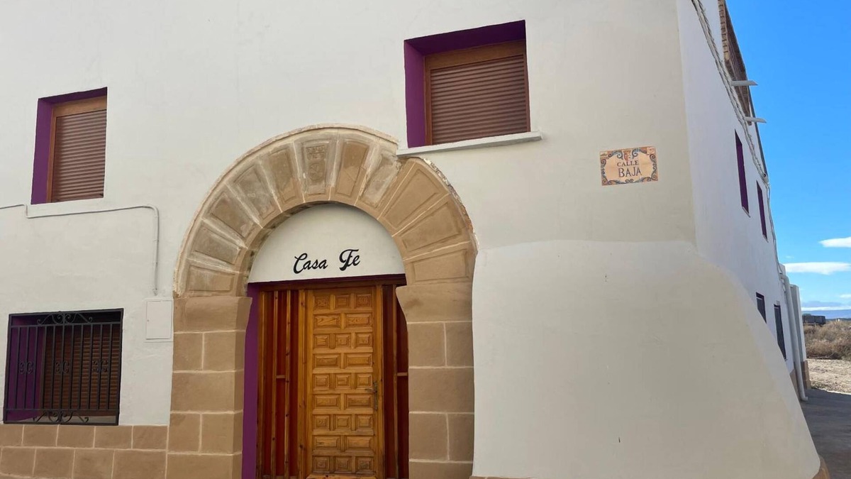 Capdesaso House | Country House 'Fe' with Private Terrace, Private Garden and Balcony