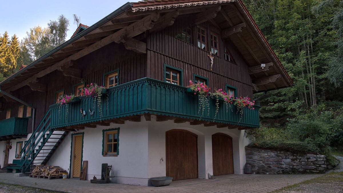 Kollnburg House | Country house for groups and large families in a dream location (aktivCard)