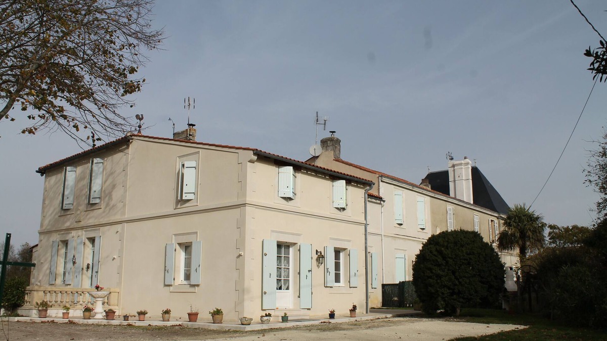 Allas-Bocage House | Country house