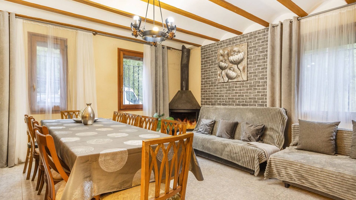 Oden Villa | Country House 'Gran Parents' with Lake View, Wi-Fi and Air Conditioning