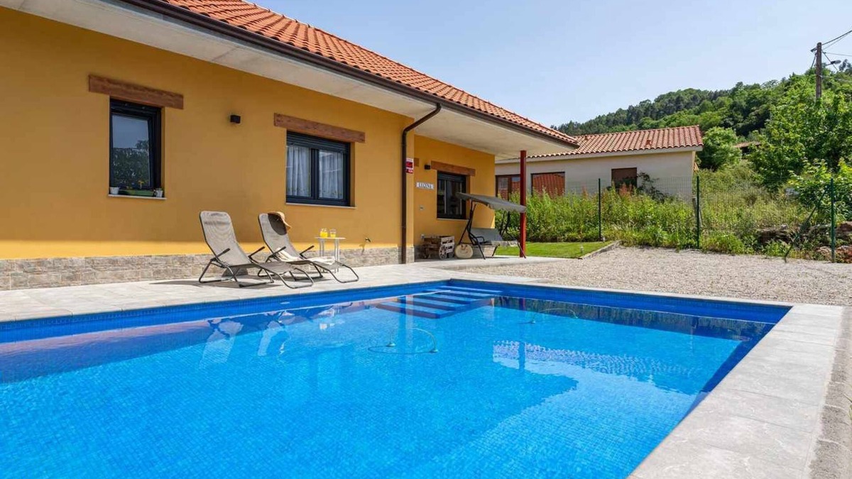 Carabano House | Country House in Lucena