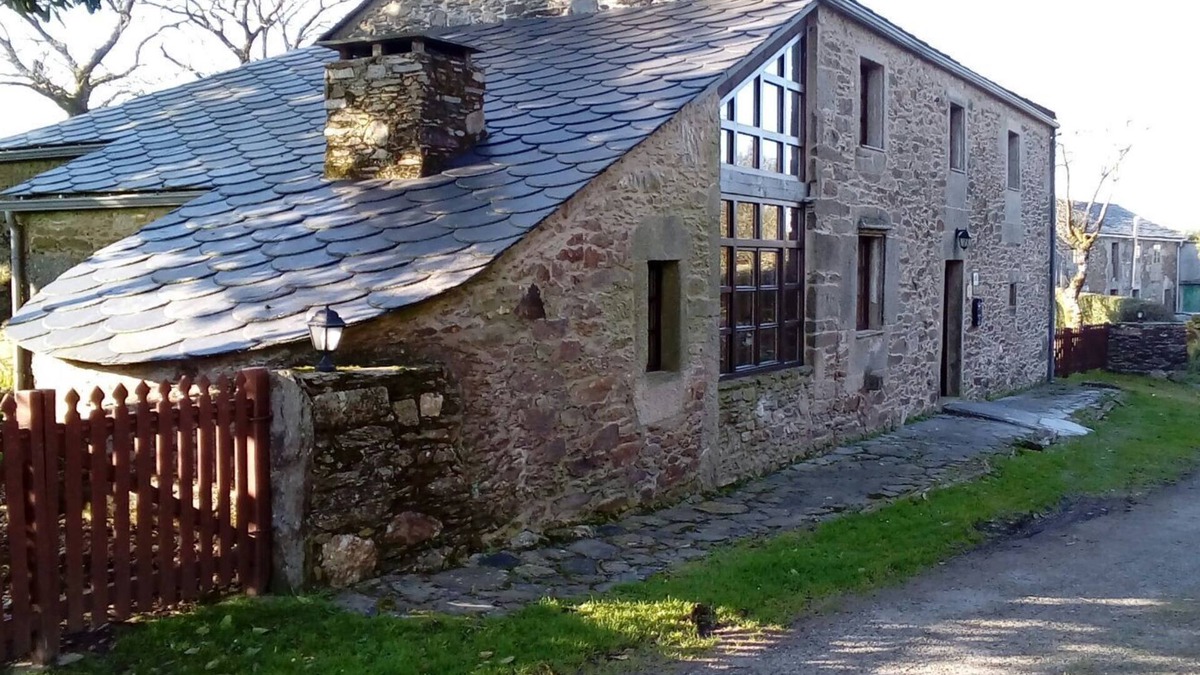 Monfero Cottage | COUNTRY HOUSE IN THE ENVIRONMENT OF FRAGAS DO EUME NATURAL PARK