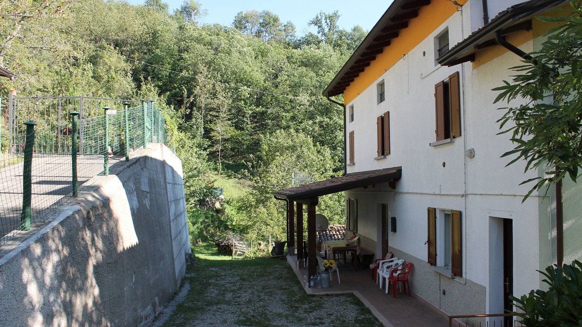Marola House | Country house in the middle of the countryside but 30 minutes from reggio and d from RCF arena