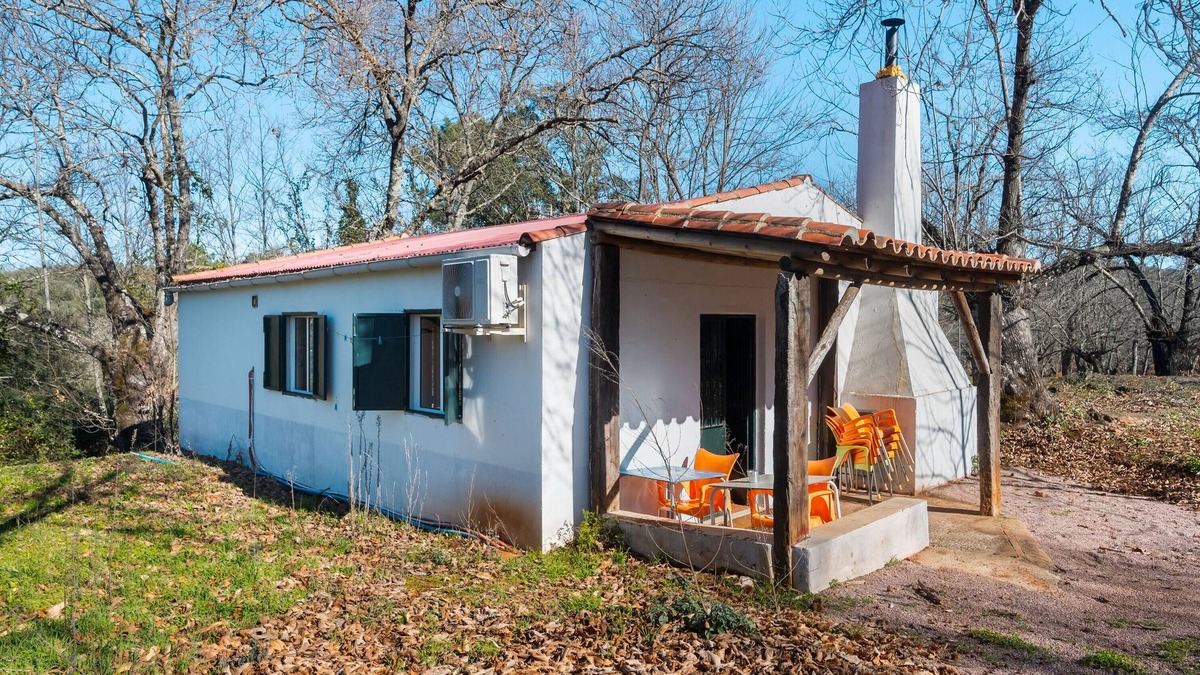 Fuenteheridos House | Country House 'La Casa Del Taller' with Mountain View, Shared Pool and Air Conditioning