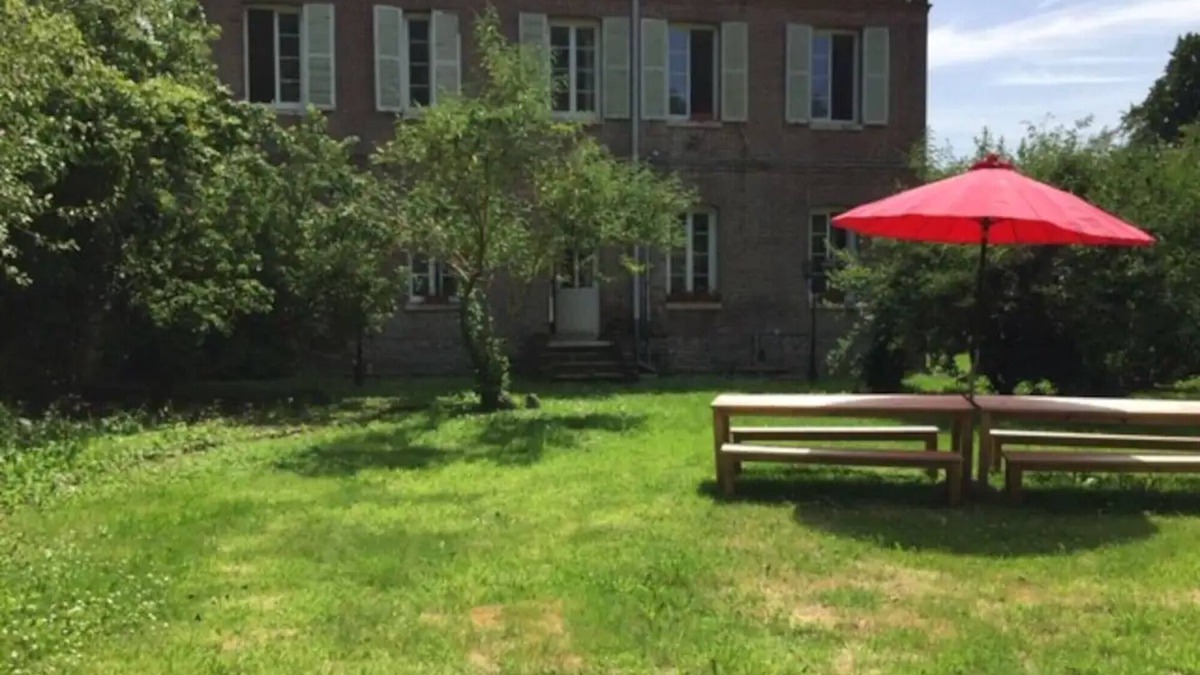 Canouville Villa | Country House 'Le Clos Du Bas Hameau' with Wi-Fi
