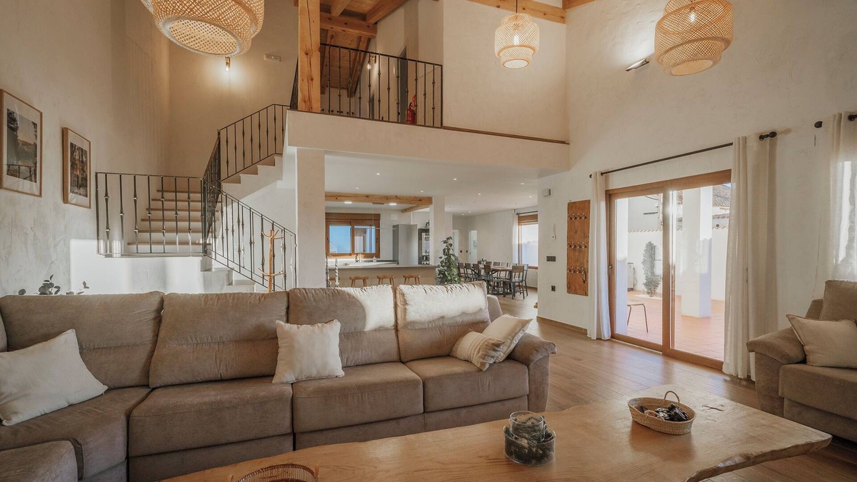Navas de Oro House | Country House 'Los Trigales' with Private Pool, Wi-Fi and Air Conditioning
