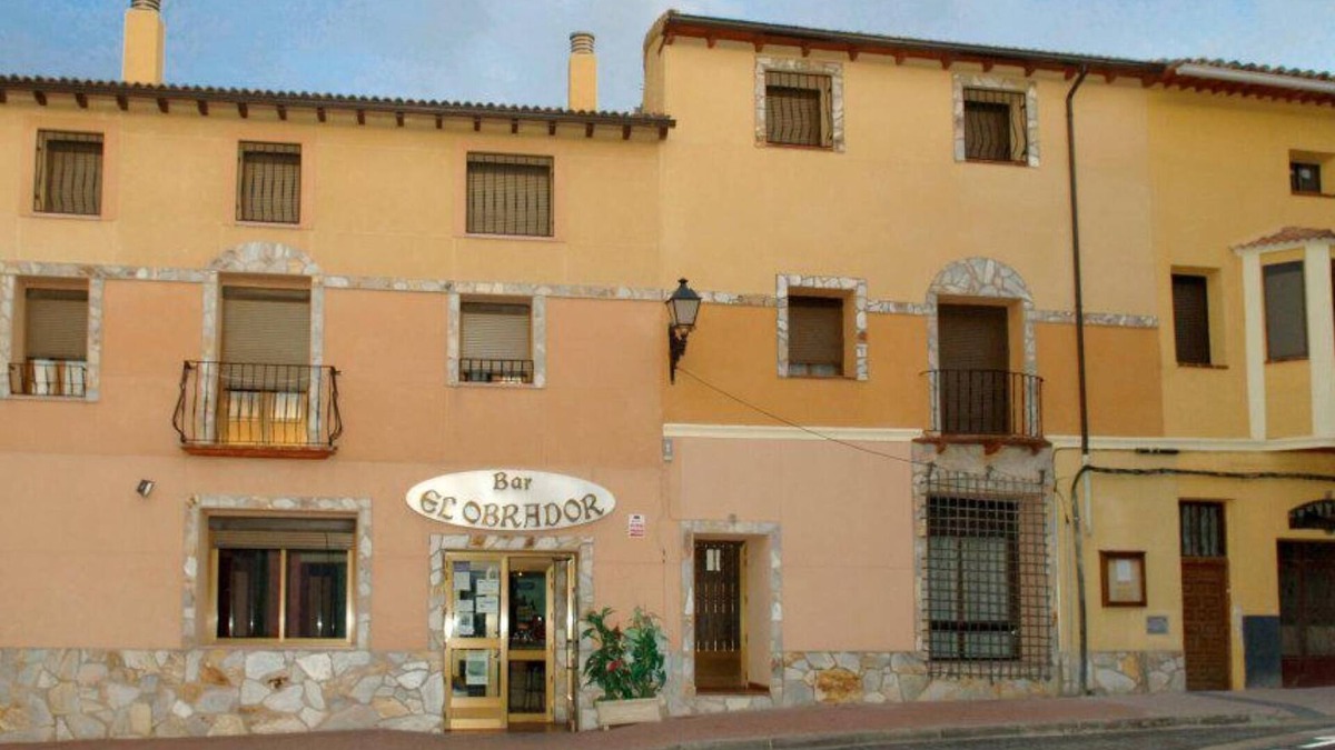 Maluenda House | Country House 'Maluenda' with Wi-Fi and Air Conditioning