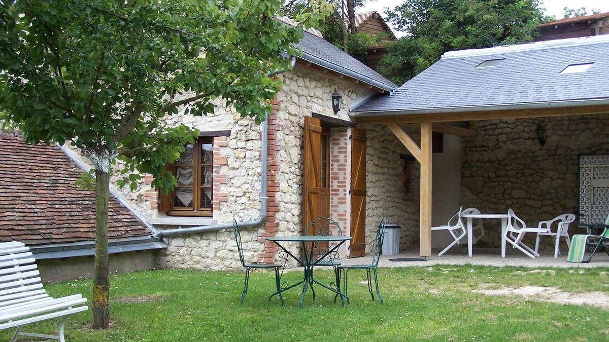 Dierre Cottage | country house, near Amboise and castles, swings and garden
