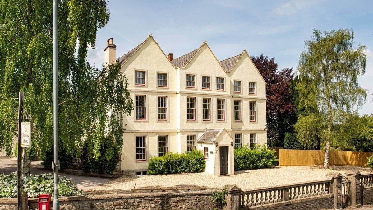 Chelwood House | Country House near Bath | Sleeps 20