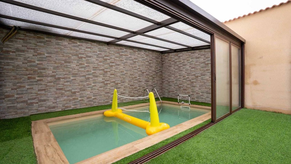 Amusco House | Country House 'Nueve Villas' with Private Garden and Wi-Fi