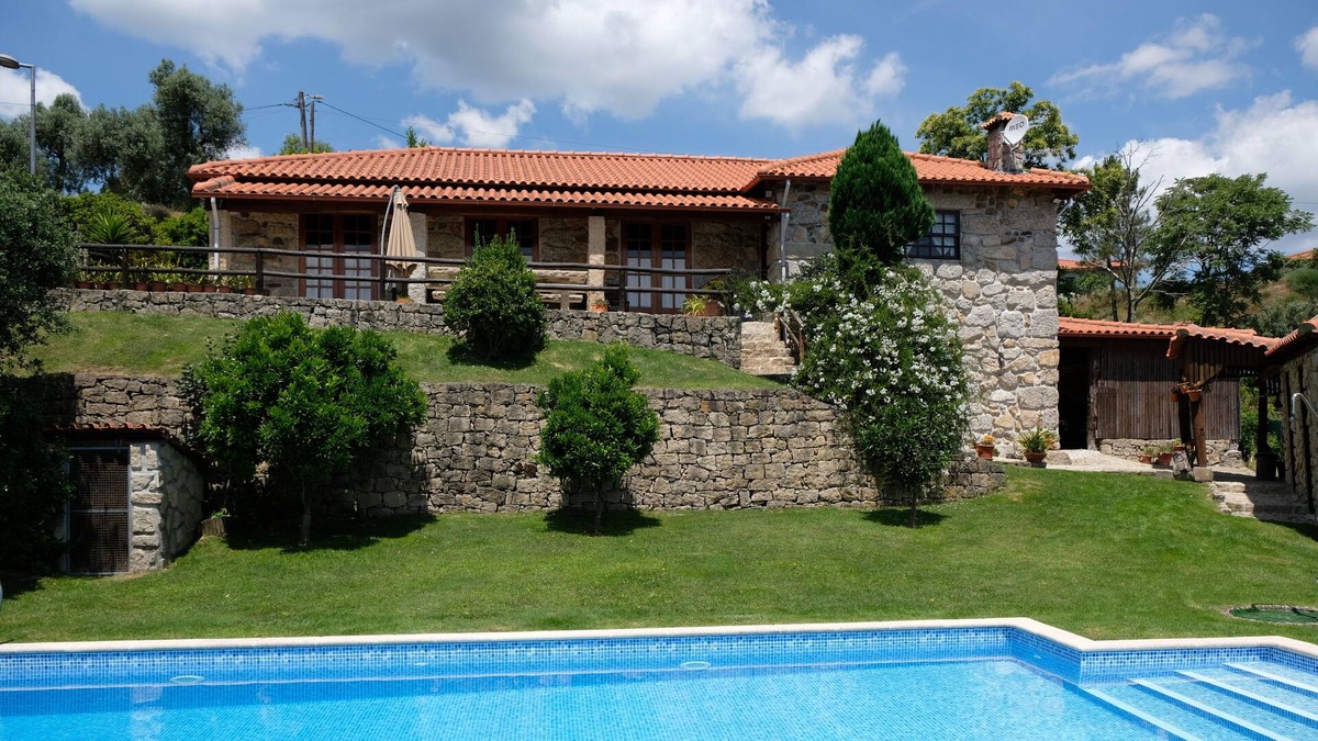 Celorico de Basto Cottage | Country house with private swimming pool and entertainment lounge