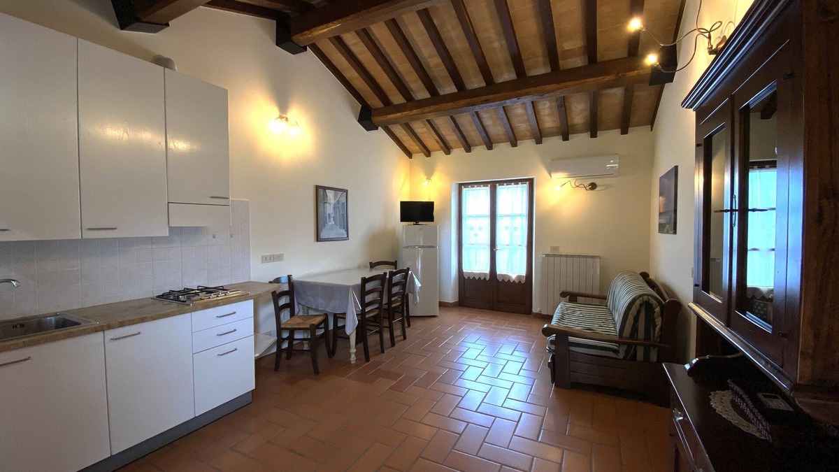 Paciano Apartment | Country House: Two Rooms Apt. with pool and SPA