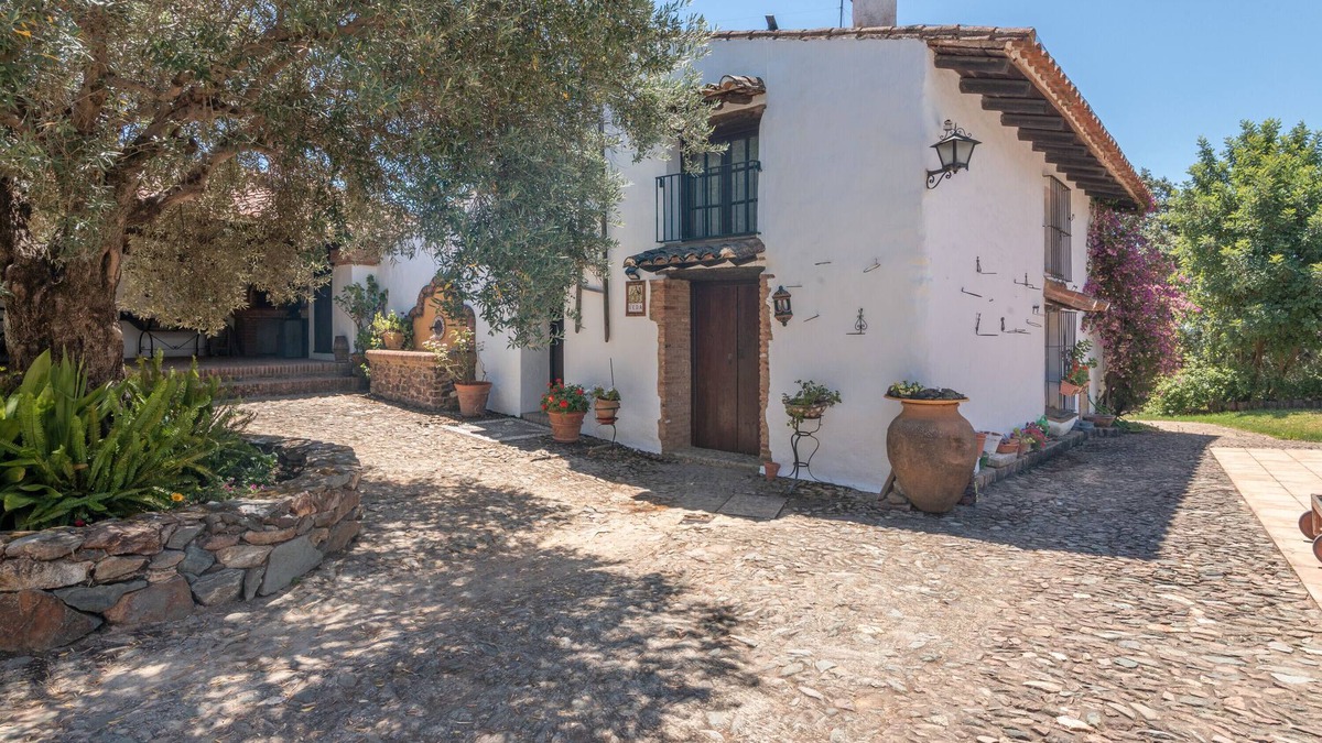 Zalamea la Real House | Country House 'Veda' with Mountain View, Shared Pool and Shared Garden