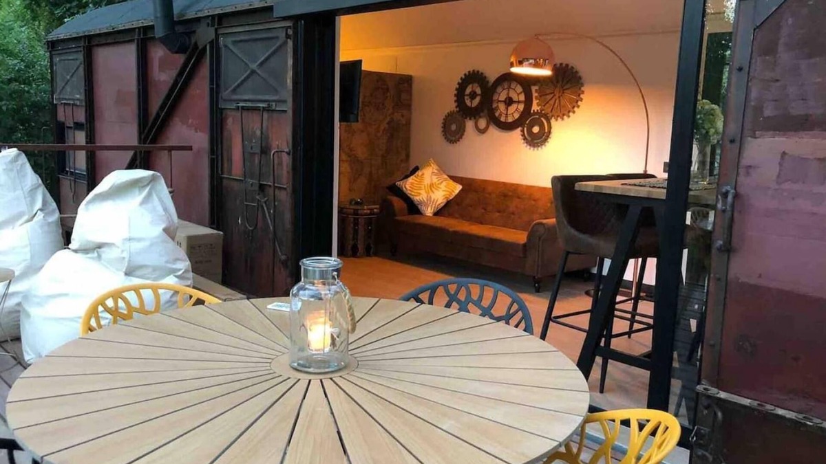Casas Altas House | Country House 'Vagón Orient Express' with Mountain View, Private Garden and Air Conditioning