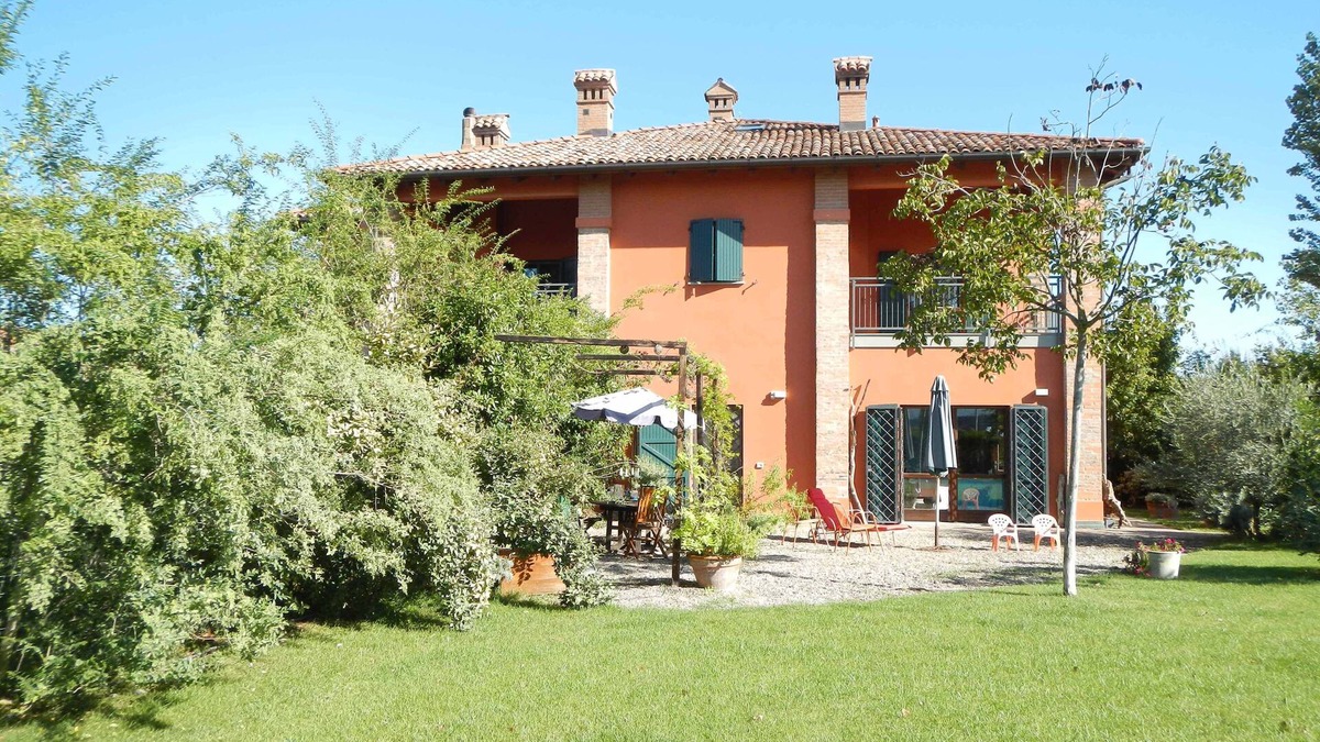 Villalta House | COUNTRY HOUSE WITH GARDEN, GYM AND PRIVATE PARKING 2 STEPS FROM BOLOGNA CENTER