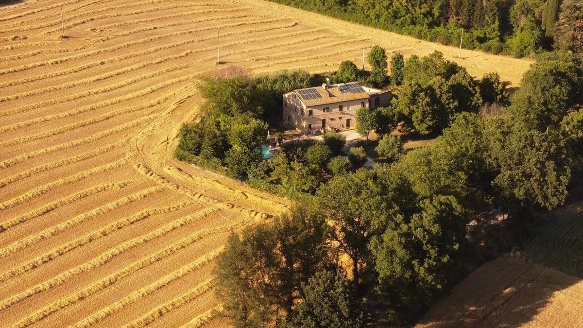 Macerata Villa | COUNTRY HOUSE WITH POOL IN THE MARCHE
