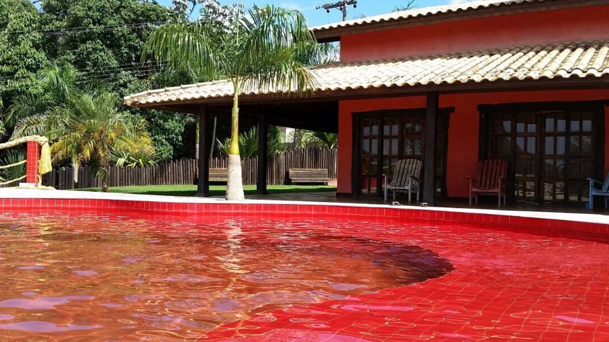 Piracaia Cottage | Country House with Red Pool