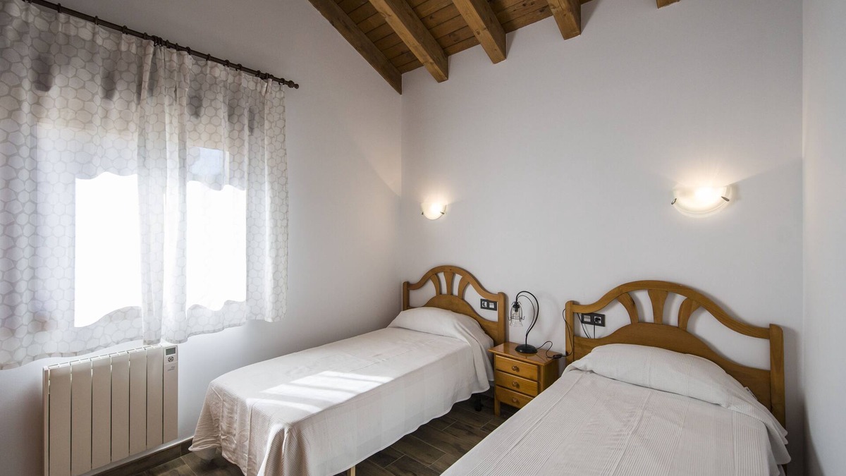Matallana Cottage | Country houses 4 Valles house N2