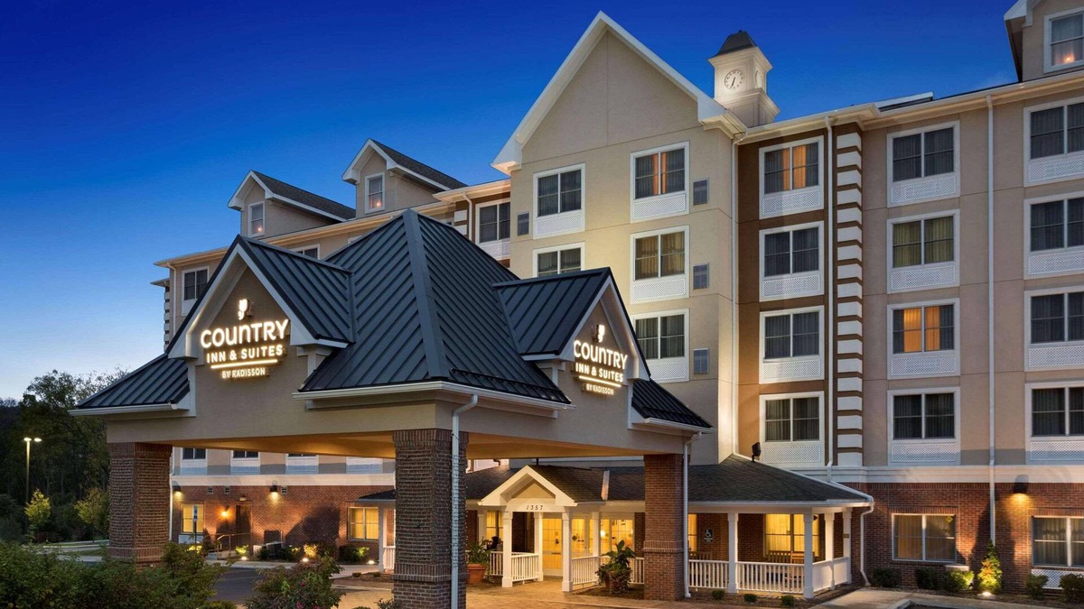 State College Hotel | Country Inn & Suites by Radisson, State College (Penn State Area), PA