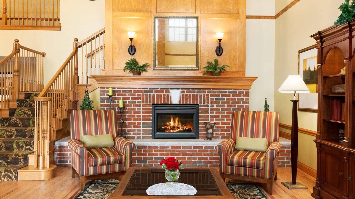 Sycamore Hotel | Country Inn & Suites by Radisson, Sycamore, IL