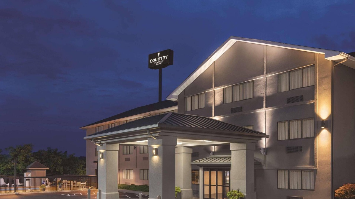 Abingdon Hotel | Country Inn & Suites by Radisson, Abingdon, VA