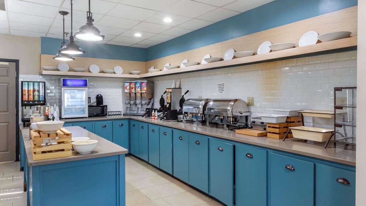 Summerhill Hotel | Country Inn & Suites by Radisson, Atlanta Downtown