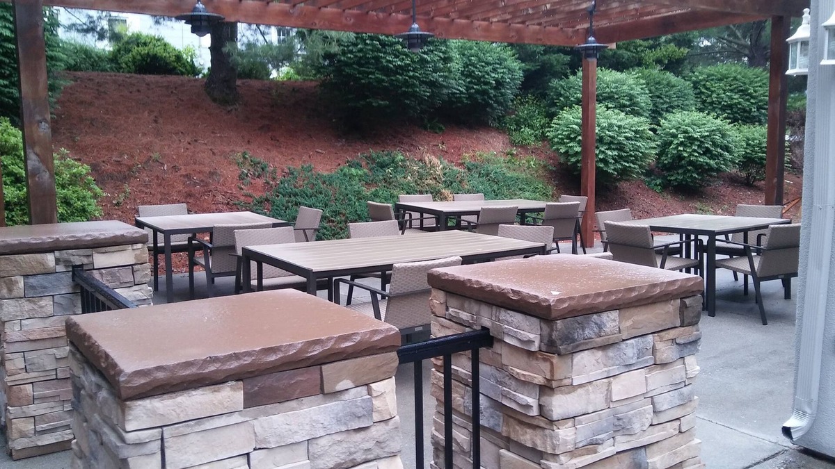 Hollins Hotel | Country Inn & Suites by Radisson, Roanoke, VA